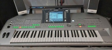 Keyboard Yamaha Tyros 2 + głośniki TRS-MS02