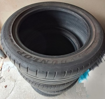 Komplet Dunlop 225/45 R17