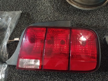 Lampa tył Mustang 2005-2009 USA Prawa