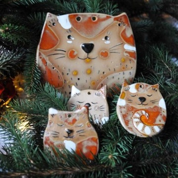 Ceramiczne dekoracje na ścianę Koty rodzina unikat
