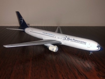 BLUE PANORAMA BOEING B767-300 Aviation400 1:400