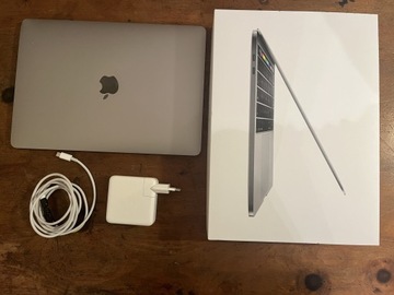 2017 MacBook Pro 13” 256gb touchbar