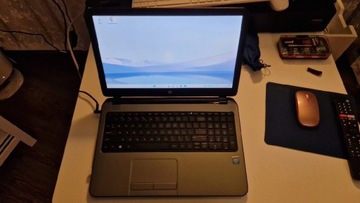 Laptop HP model 15r-104Nw