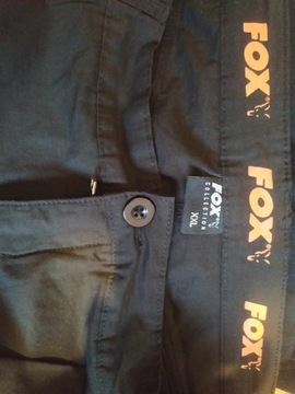 FOX spodnie.