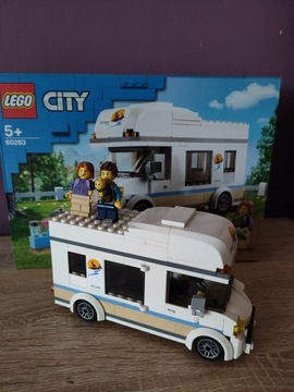Lego 60283 Camper