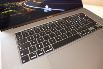 MacBook Pro 16 2019 Intel i7 16 GB / 1 TB