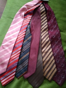 Krawaty męskie 7szt różne marki