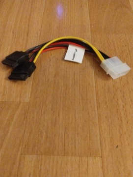 Adapter przejściówka MOLEX na 2xSATA 