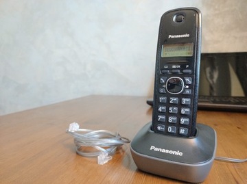 Telefon PANASONIC KX-TG1611PDH