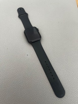 Apple Watch serii 4 44MM-Space Gray Aluminium Case