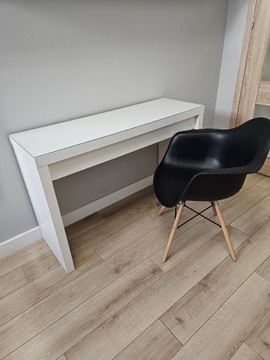 Biała toaletka biurko Ikea Malm z krzesłem Wrocław