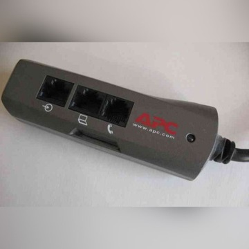 APC Mobile Surge Protector 3 pin koniczynka