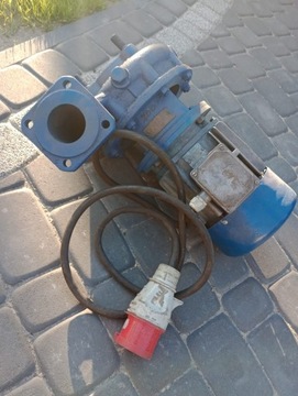 Pompa do wody używana