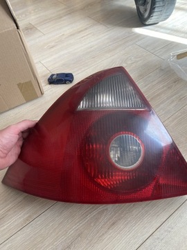 Lampa Lewy Tył Mondeo MK3 LIFT HB 2003+