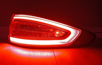 FORD FUSION SEDAN LAMPA LED PRAWA PRZEROBIONA EU