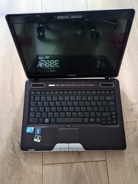 Laptop Toshiba Satellite u500-17e