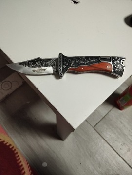 Nóż turystyczny Kandar