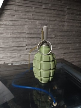 Replika granatu F1 granat ASG