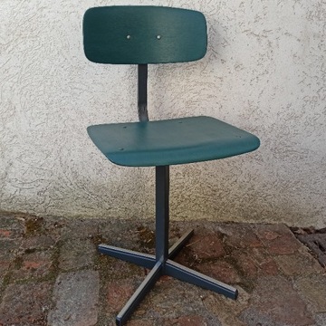 Krzesło dla dziecka szmaragdowa zieleń. Z dostawą.