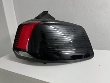 LAMPA PRAWA TYŁ PEUGEOT 5008 9811028180 CAŁA