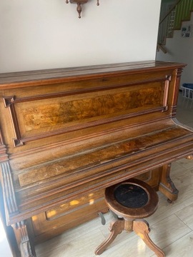 Pianino sprzedam 