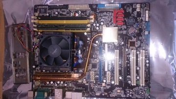 Asus M2N-E AMD Athlon 64 X2 4000+ 1,5 GB RAM