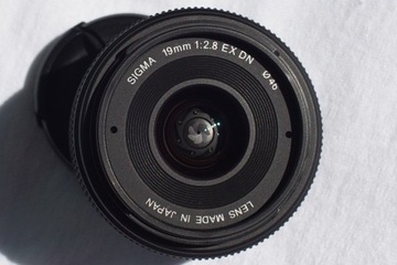 Obiektyw Sigma 19 mm f/2.8 EX DN do Sony E