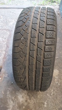 PIRELLI, SottoZero, zimowa, 215/50 R17, 95V