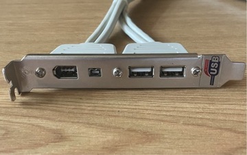 Śledź z portami 2x FireWire (1x 6P 1x 4P) 2xUSB 2