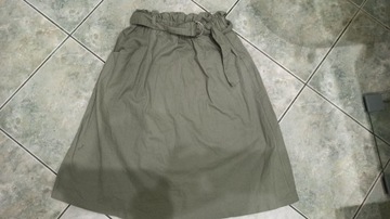 Rozkloszowana spódnica Sinsay