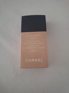 Chanel Vitalumiere Aqua podkład B20 beige