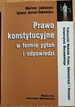 PRAWO KONSTYTUCYJNE W FORMIE PYTAŃ