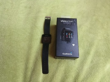 Smartwatch Garmin Vivoactive zestaw pudełko instrukcja