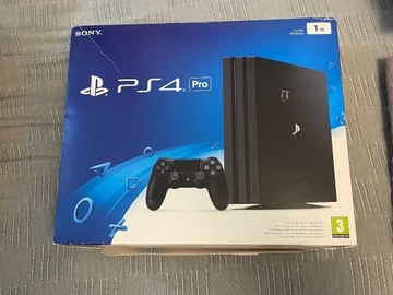 Konsola Sony Ps4 Pro 1TB + 2 pady i okablowanie