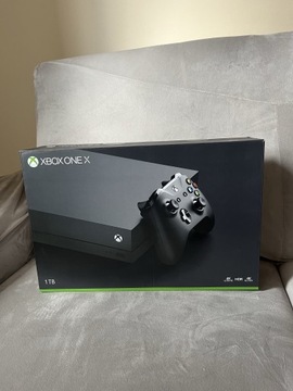 Pudełko/ karton po konsoli Xbox one x