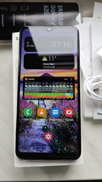 Samsung Galaxy A20e biały jak nowy. DUAL SIM.