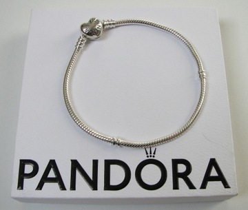 Nowa srebrna bransoletka Pandora  rozmiar 21