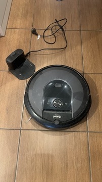 iRobot Roomba i7