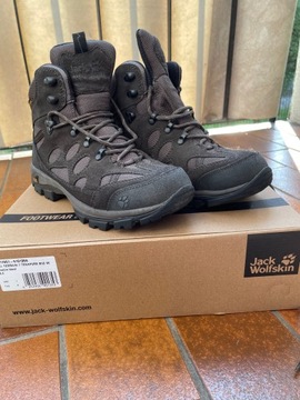 Buty trekkingowe r.40, jack wolfskin, vibram