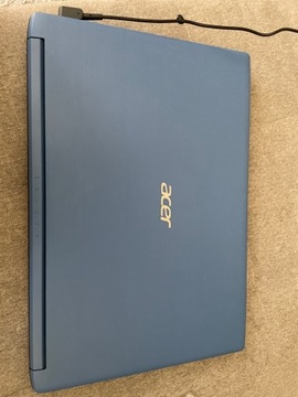 Laptop Acer Aspire niebieski