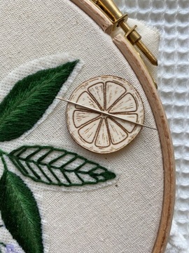 needle minder, needleminder, magnes do igieł lemon