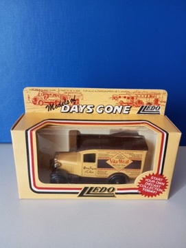 Corgi/Lledo 21011 Chevrolet 1934 Box Van Vita-Weat