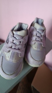 Buty sportowe dla dziewczynki Nike huarache 26 
