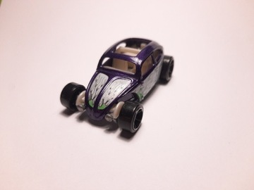 Hot Wheels 2007 Custom Volkswagen Beetle P2441