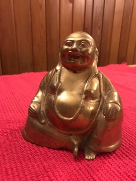 Budda złoty, siedzący, mały.