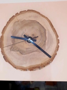 Zegar ekologiczny drewniany plaster orzecha
