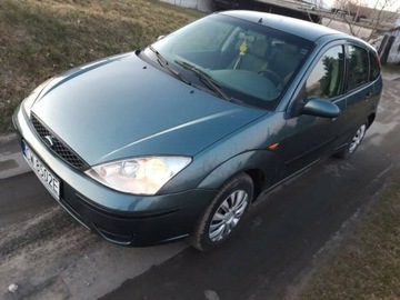 Ford Focus 1.4 benzyna hatchback