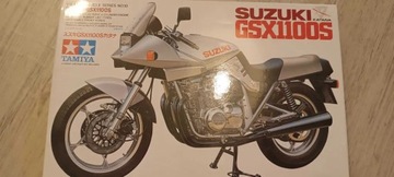 Model do sklejania w skali 1:12 Suzuki GSX1100S Ka