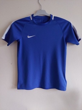 Koszulka sportowa Nike 137-147