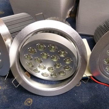 Lampy oprawy 18 LEDx1W ruchome do zabudowy fi 16 